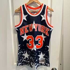 💯 Authentic RARE NY Knicks Ewing Jersey NWT